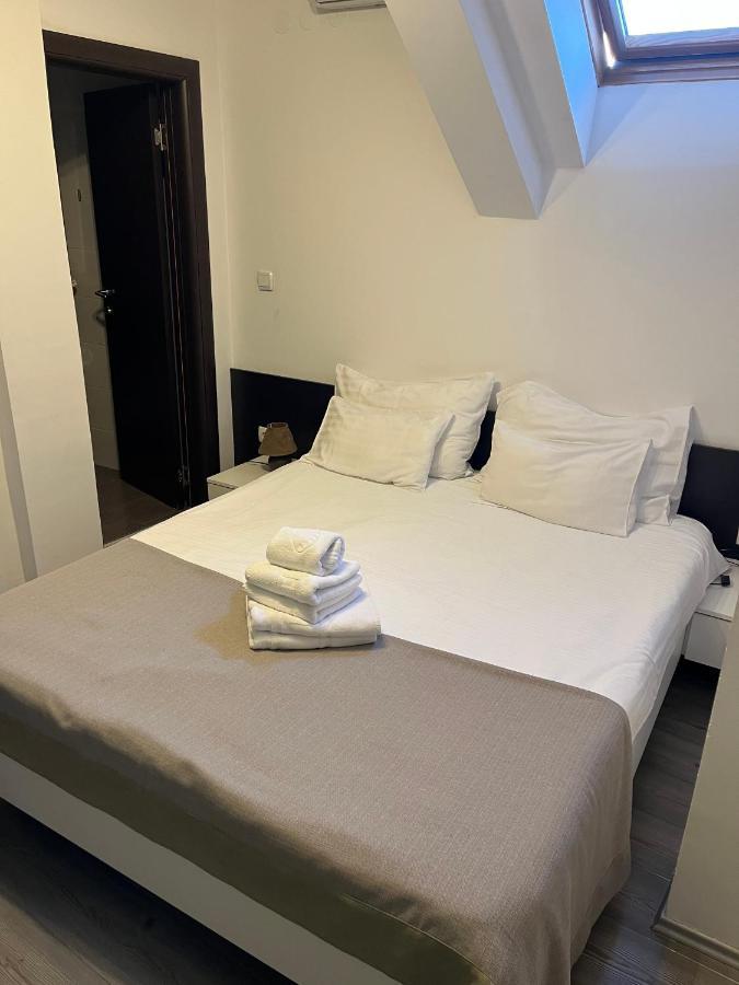Garni Hotel King Kragujevac Exterior photo